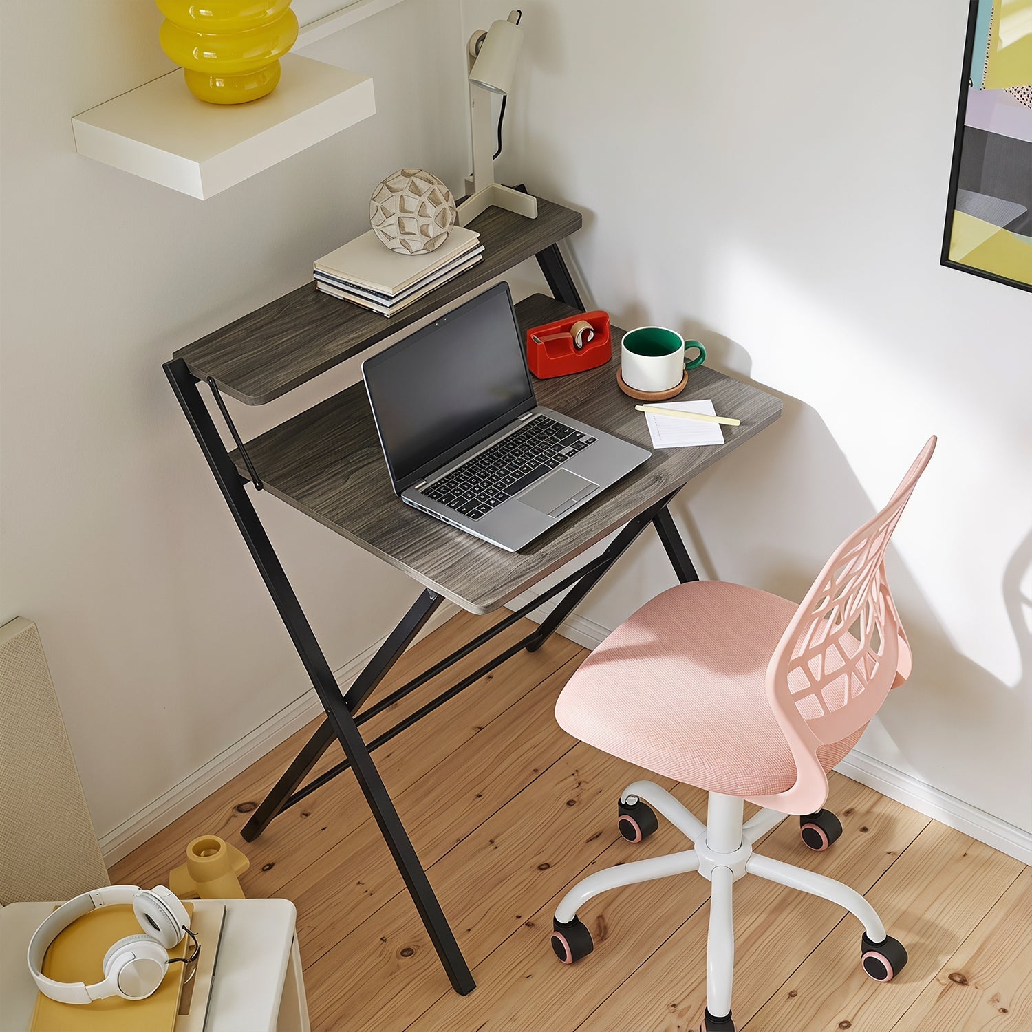 Escritorio y silla