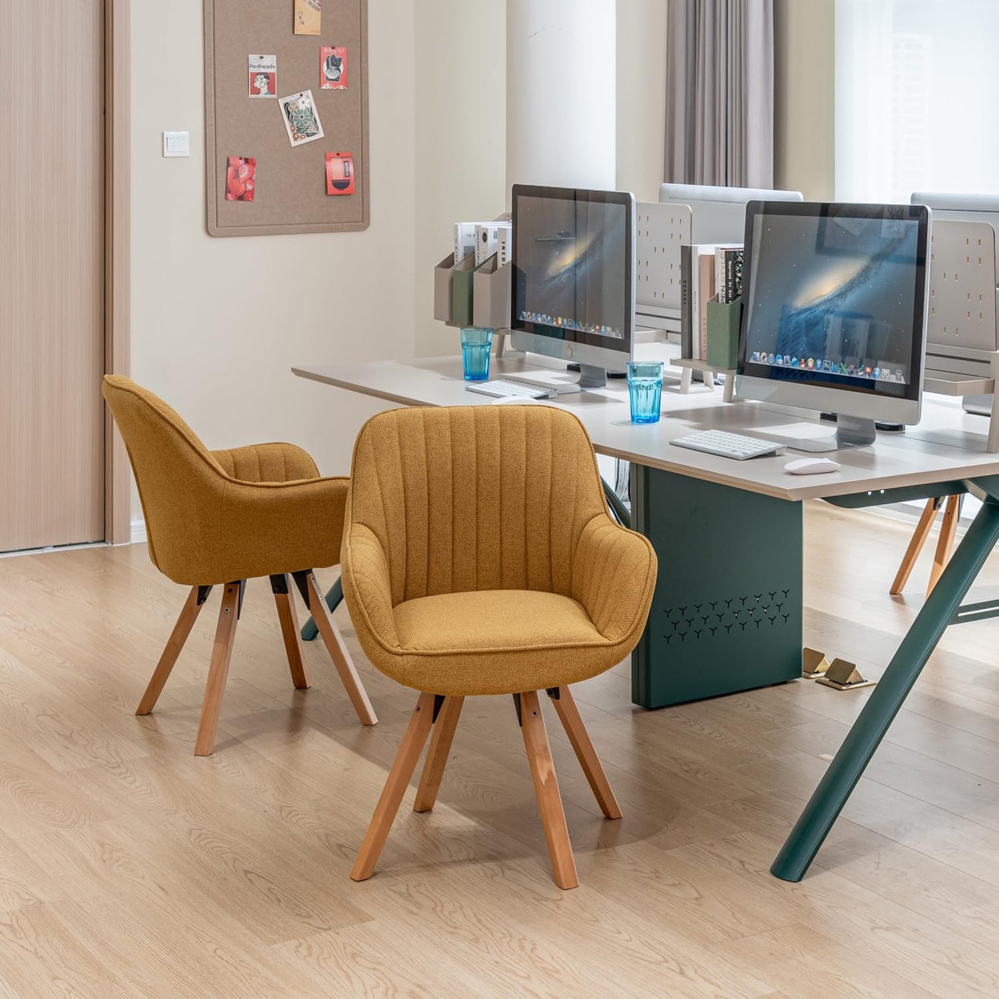 Sillón Individual Amarillo con Tapizado Silla de Comedor con Pata de Madera con Giro de 360° CARSON YELLOW